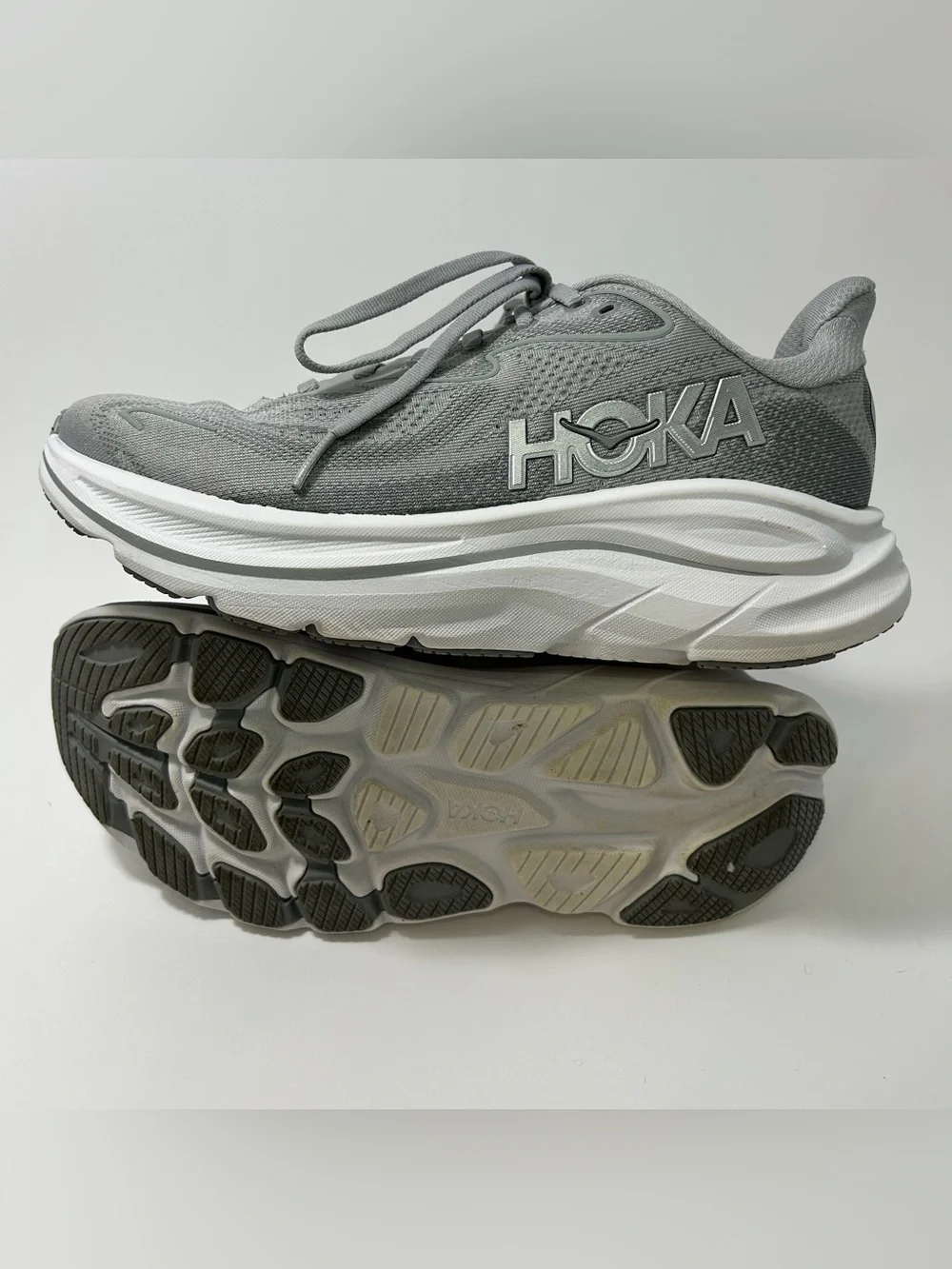 Hoka One One HOKA Clifton 10 Women’s 8.5 Grey Running Sneaker Shoes